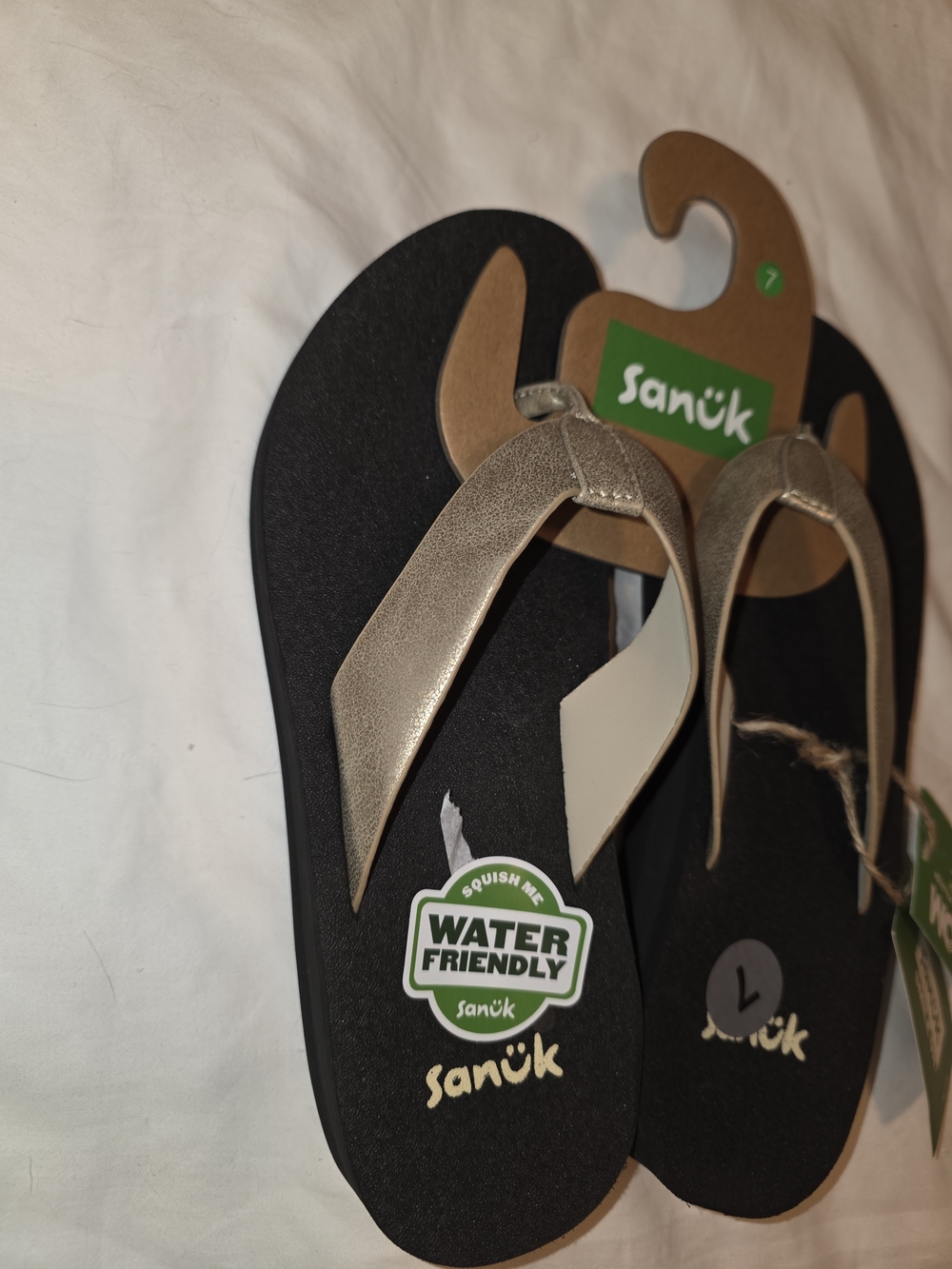 Sanuk Gold Metallic Thong Flip Flops with Black Footbed - Picture 3 of 5